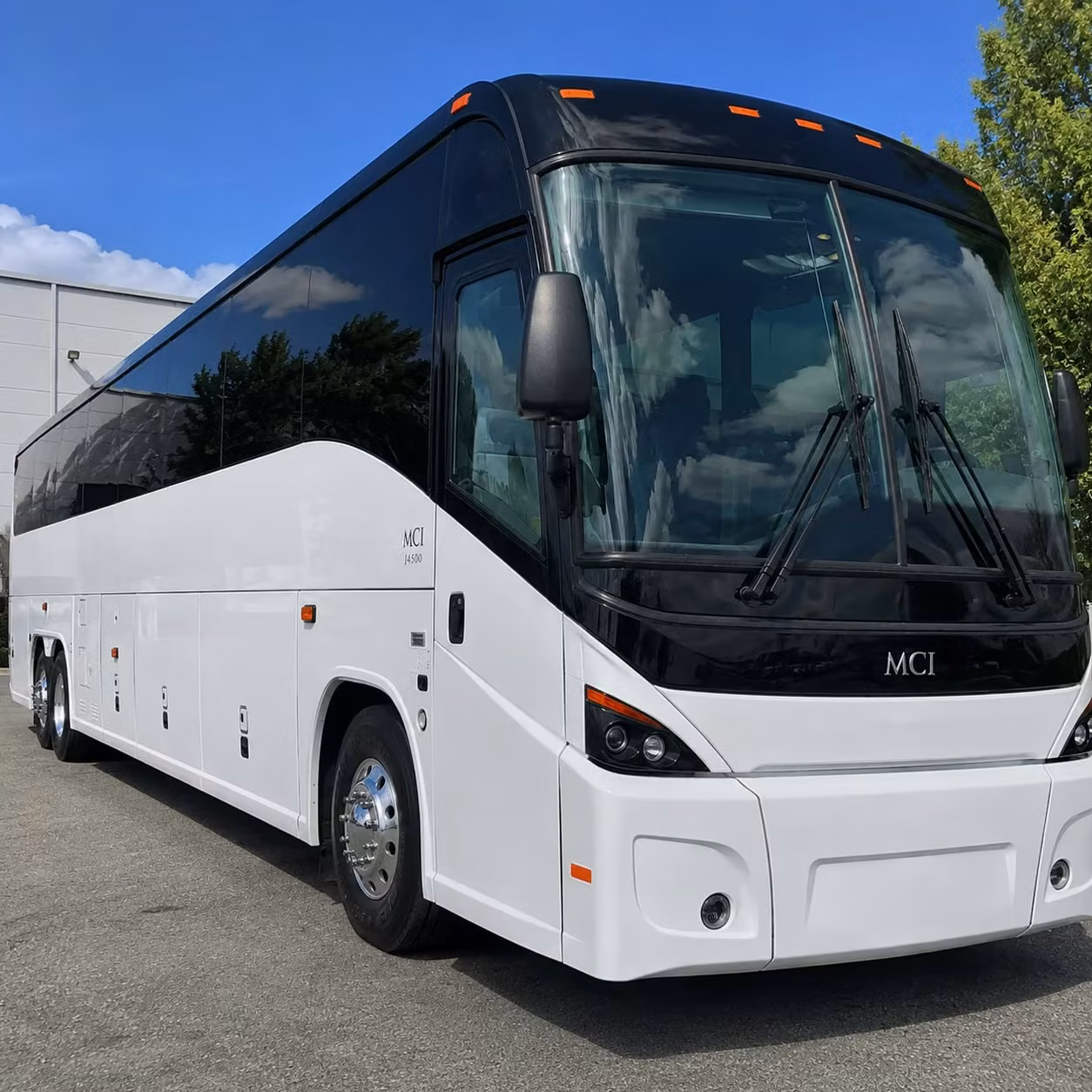 hamilton groups heading to newark liberty international airport we ve got you covered